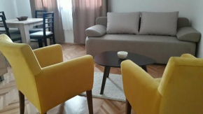 Apartman river side